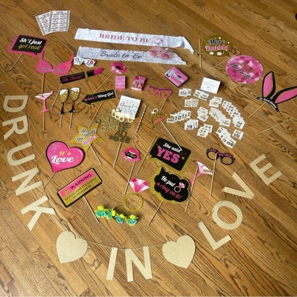 Bachelorette Party Decorations & Photo Booth Props Lot Drunk In Love Banner